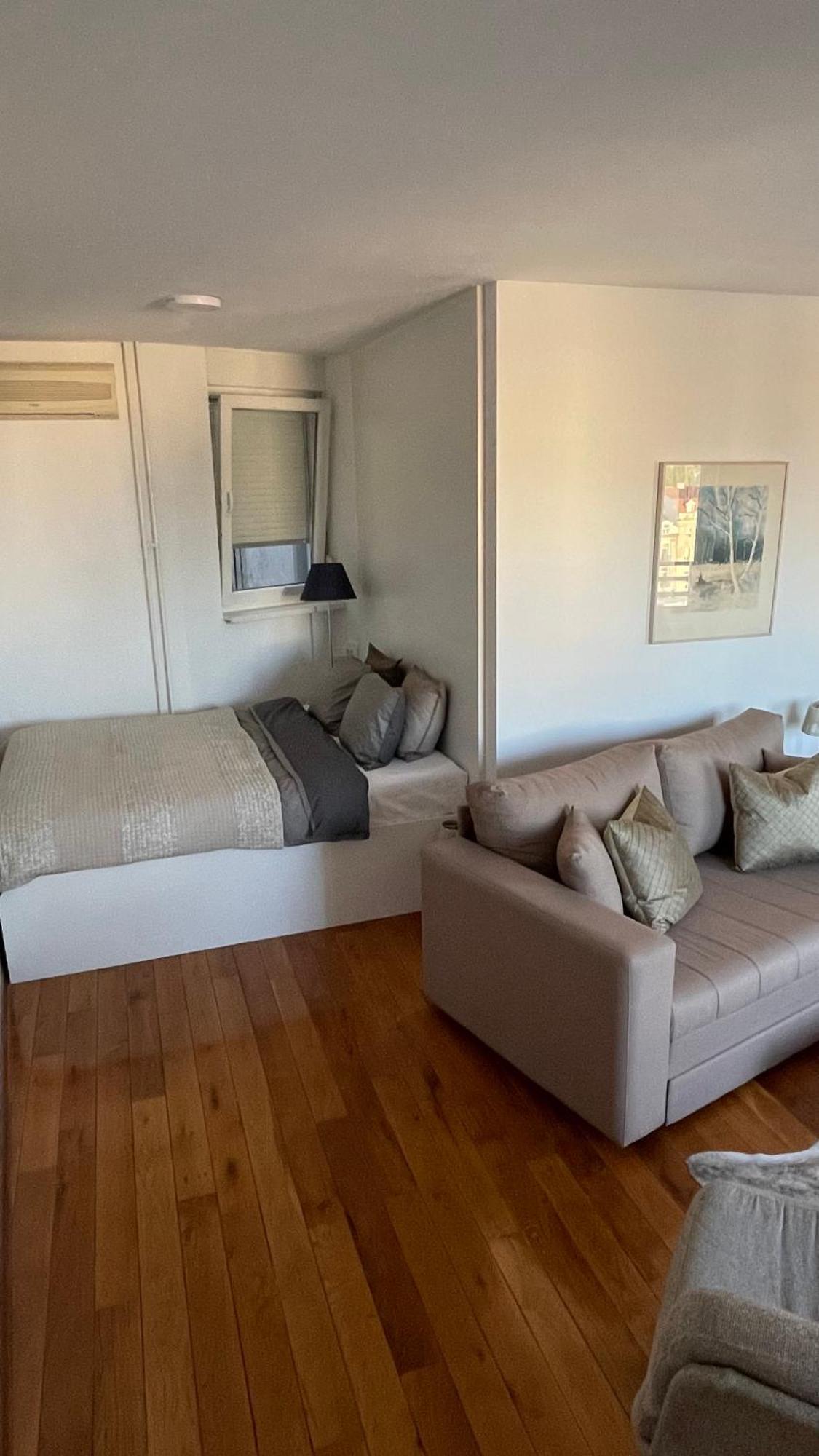 Luka 1718 Apartments 베오그라드 외부 사진